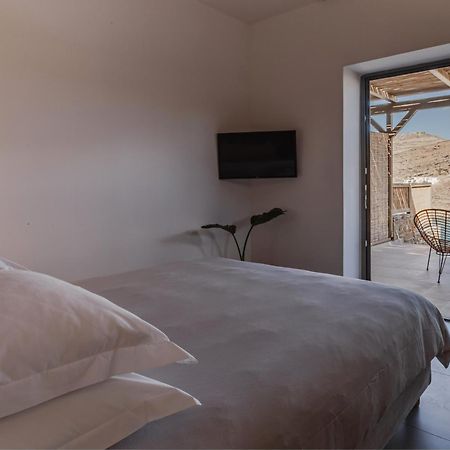 Amal Kythnos Suites المظهر الخارجي الصورة