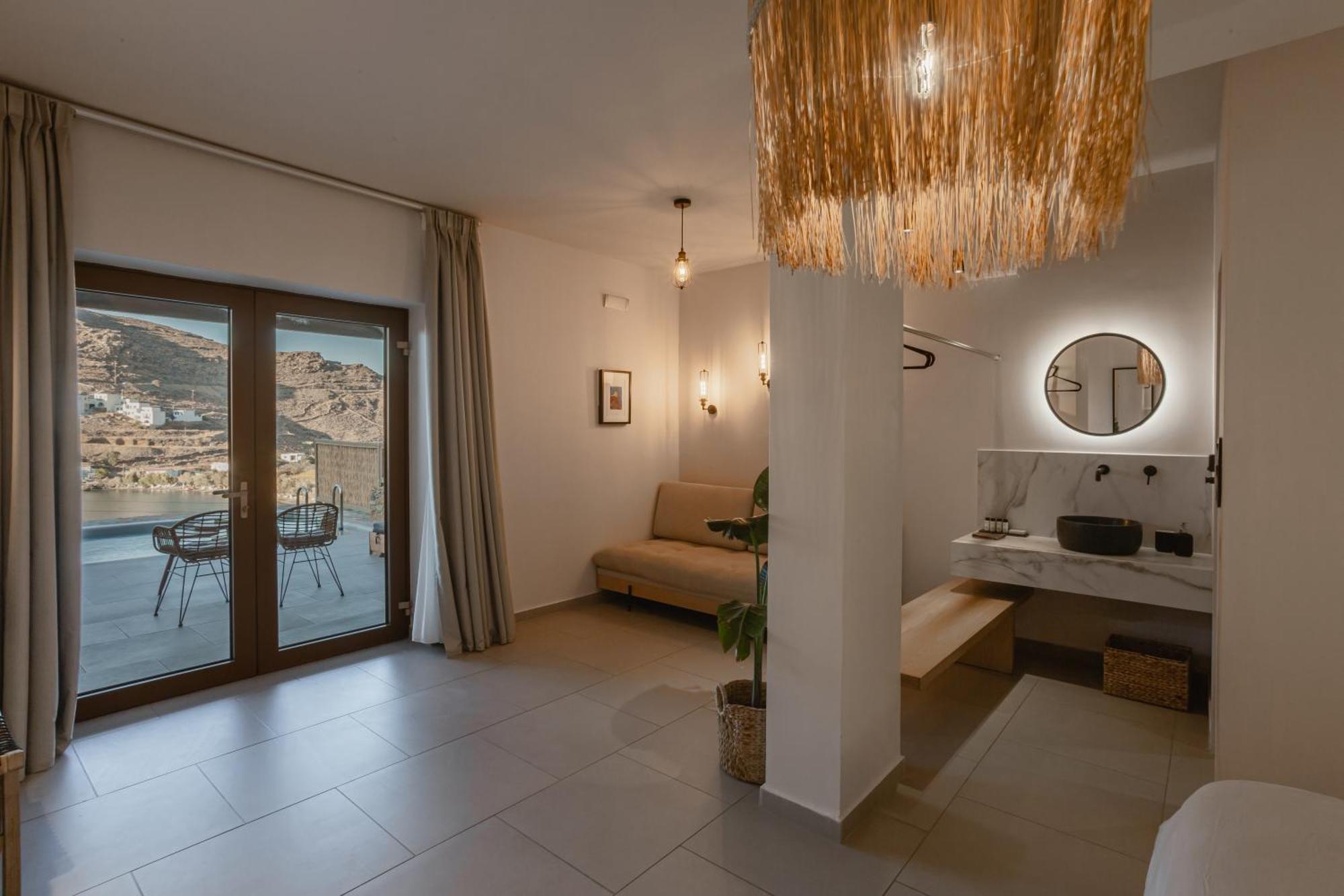 Amal Kythnos Suites المظهر الخارجي الصورة